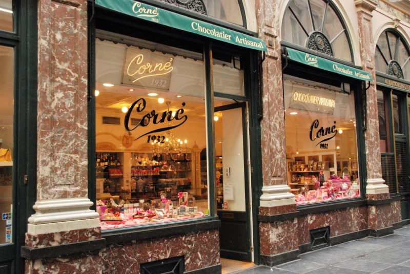 vente-VALDEBLORE-min_chocolate_chocolaterie_shop_luxury_chic_gallery_brussels_belgium-558146